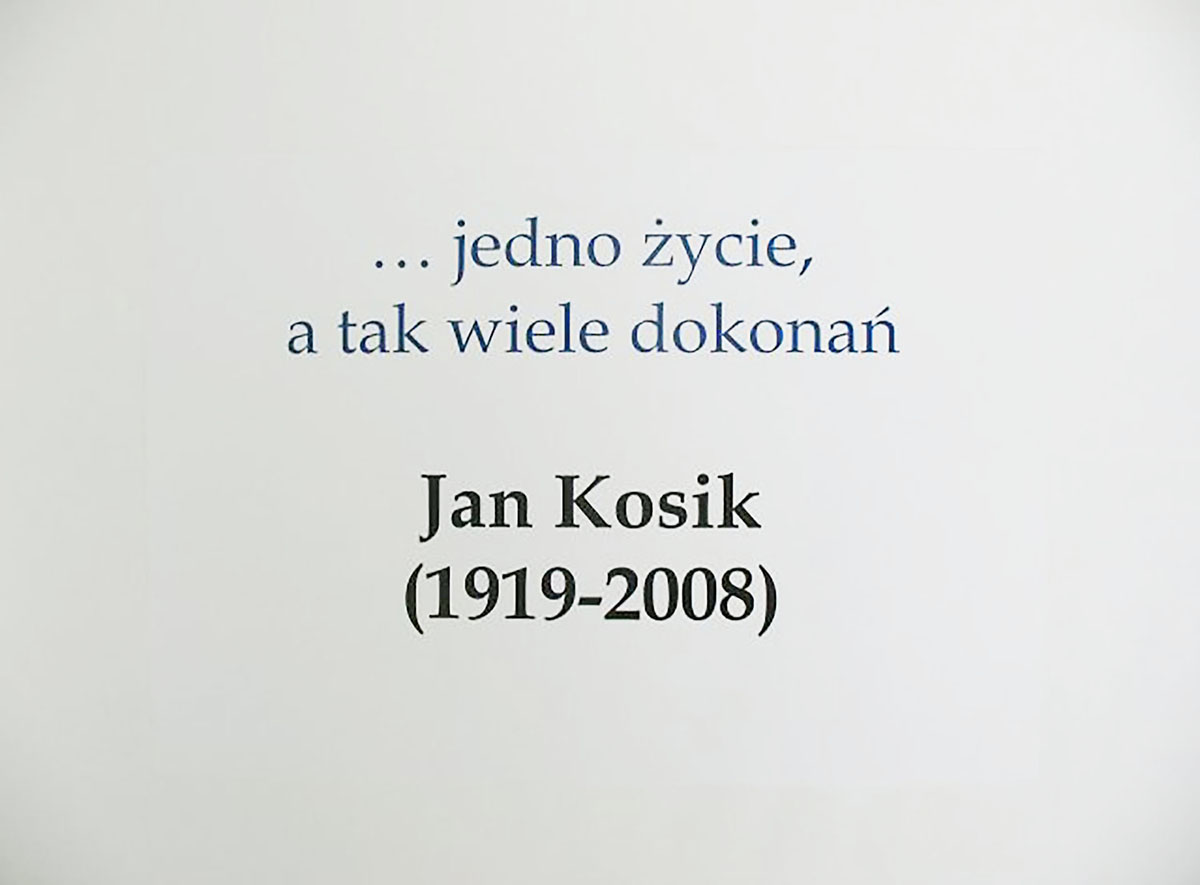Tablica pamiątkowa Jan Kosik