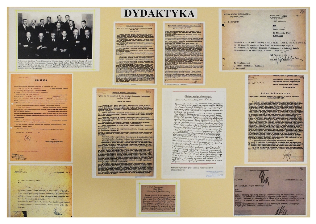 Tablice z wystawy upamiętniającej prof. Stysia