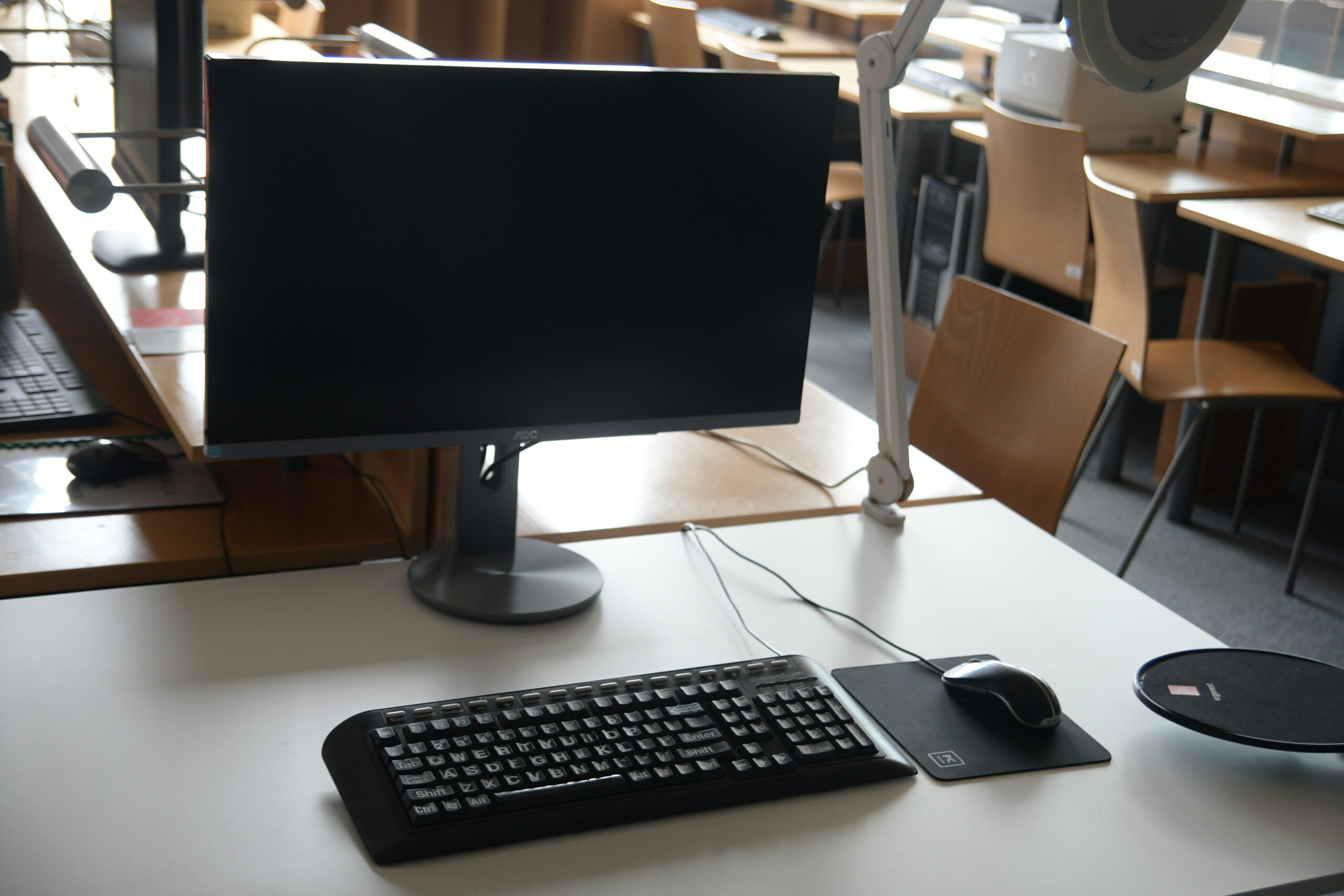 wnętrza biblioteki Wydziału Prawa Uniwersytetu Wrocławskiego