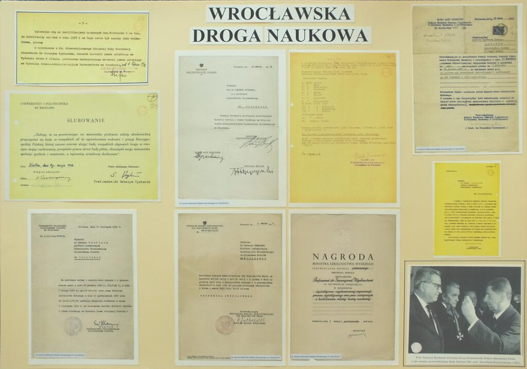 Tablice z wystawy upamiętniającej prof. Wysłoucha